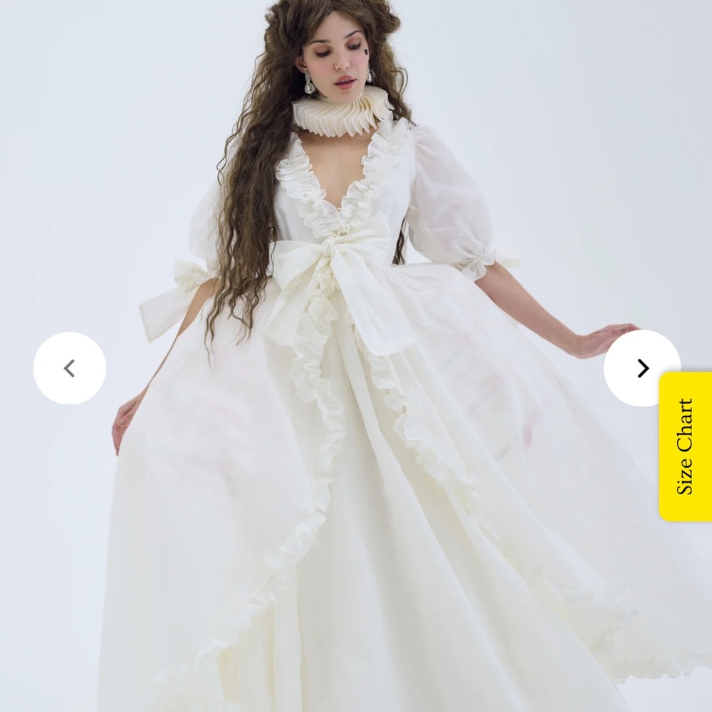 2x The Ivory Organdy Marie Gown Selkie